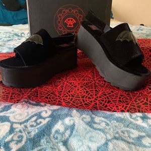 STRANGECVLT LILLY BAT PLATFORM SANDALS ❤️🦇